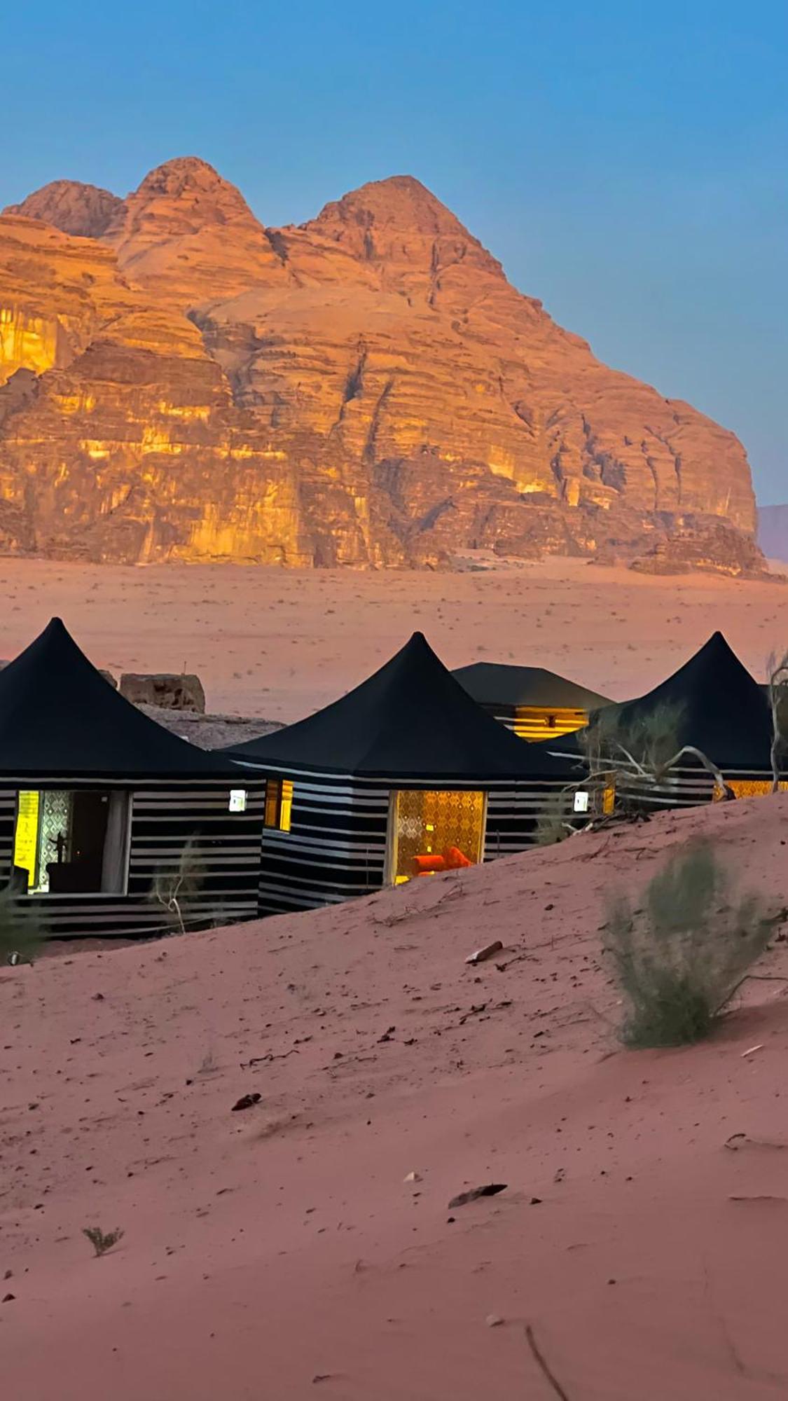 الشقق الفندقية وادي رمفي  Rum Mountain Luxury Camp المظهر الخارجي الصورة